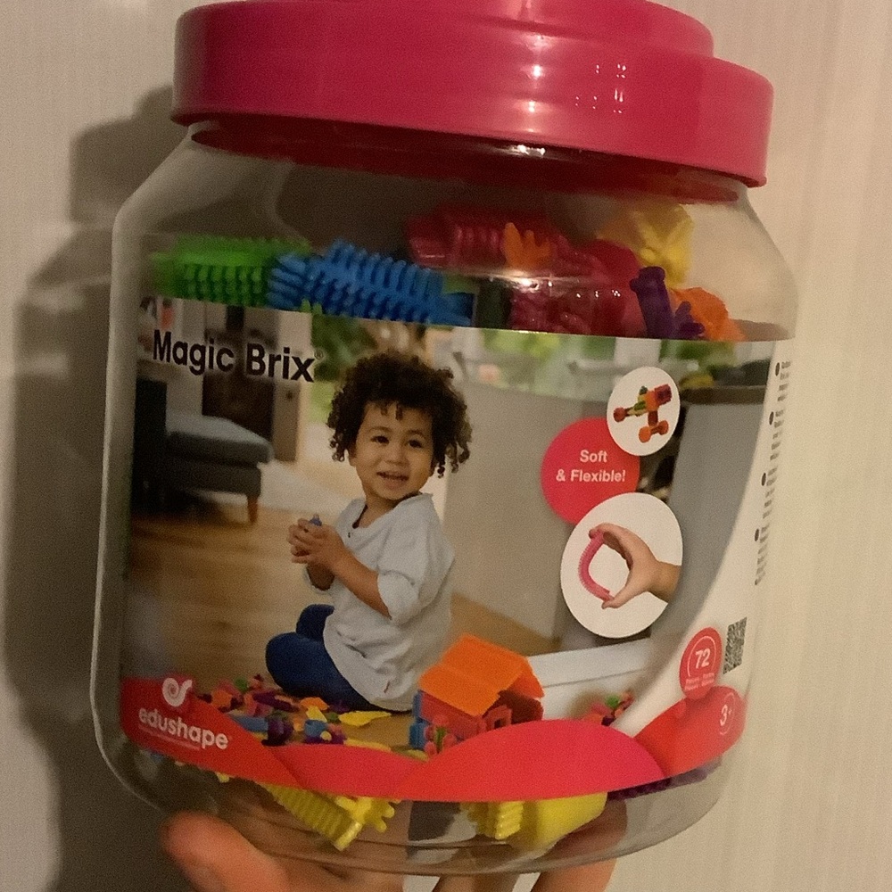 Magic Brix Building Set - Pink and Multicolor - Picture 1 of 2